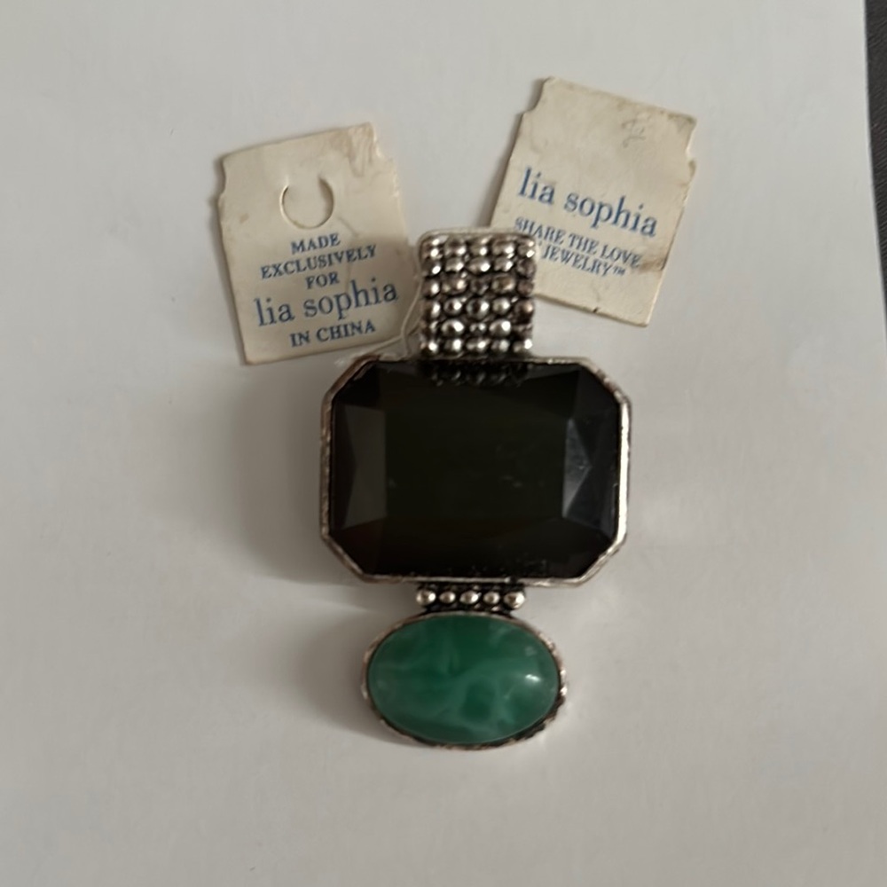 Lia Sophia Black and Green Pendant with Elegant Design